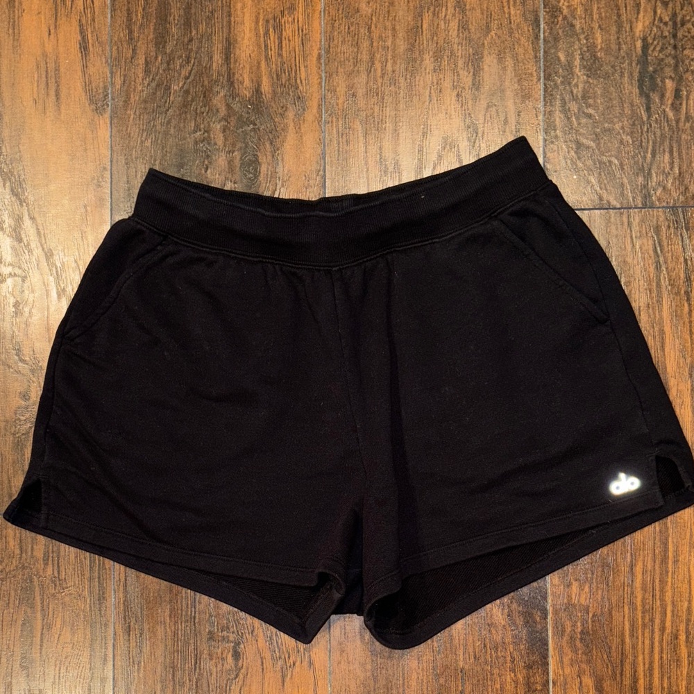 Alo sweat shorts